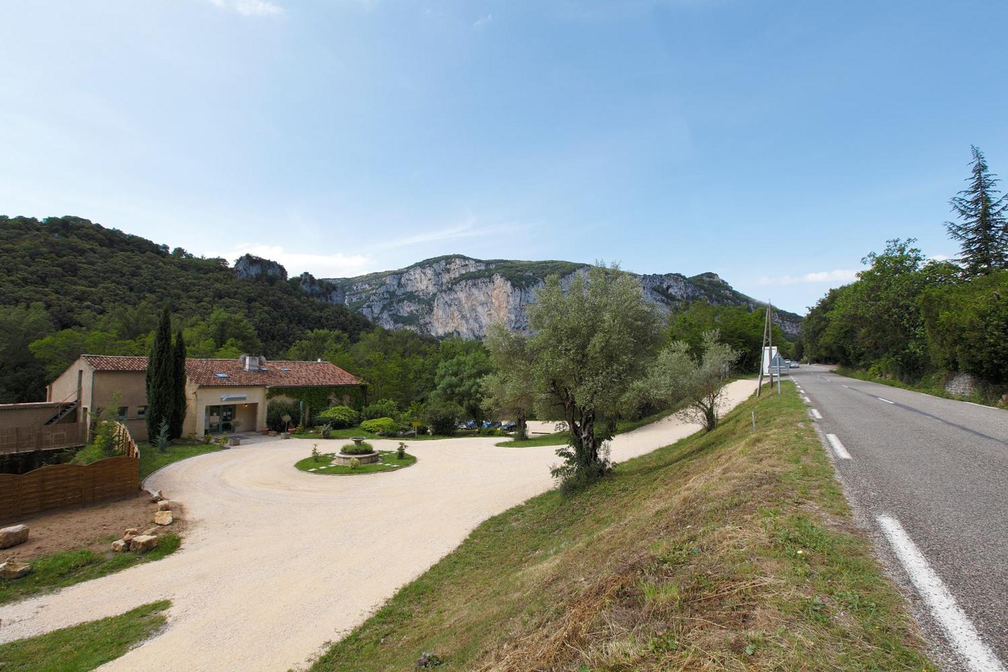 Vacancéole - Le Domaine de Chames - Pont d'Arc Vallon-Pont-dʼArc Esterno foto